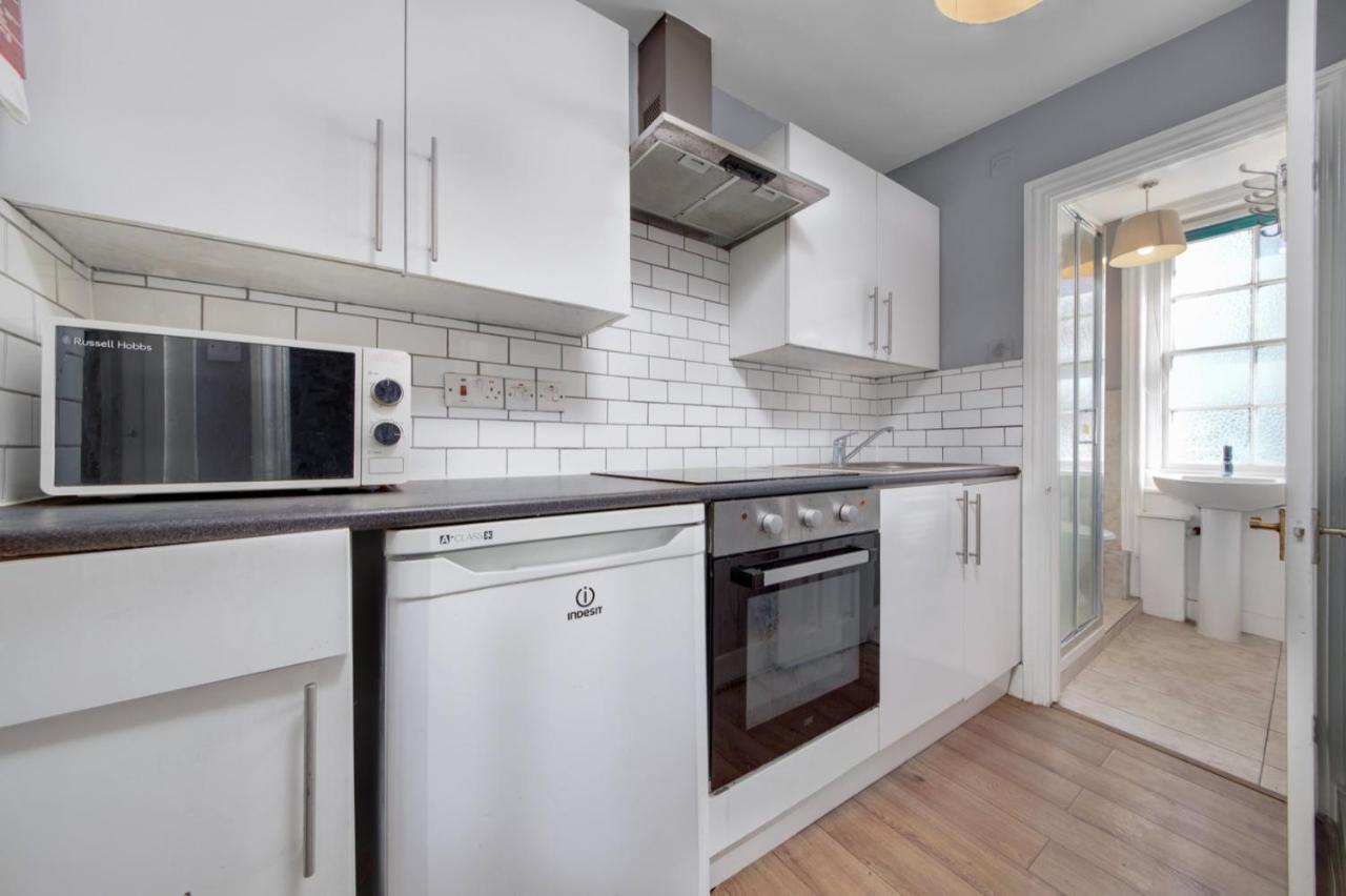 Number 27 Guesthouse Londra Dış mekan fotoğraf