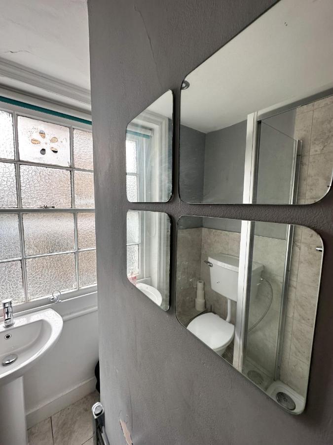 Number 27 Guesthouse Londra Dış mekan fotoğraf